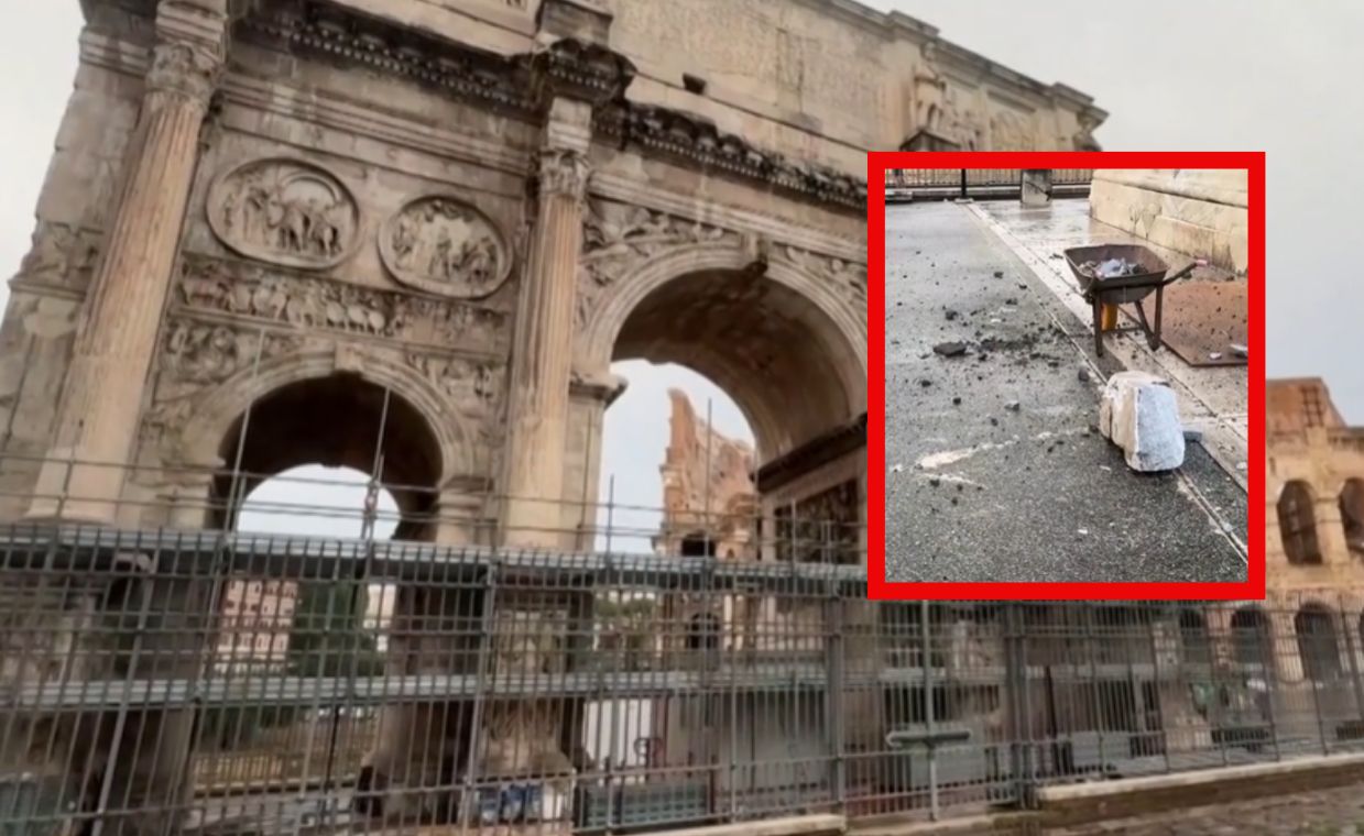 During a downpour, lightning struck the Arch of Constantine.