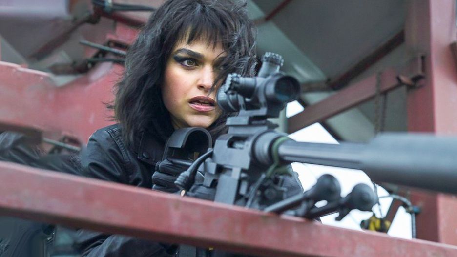 Eve Harlow w "Nocnym agencie"