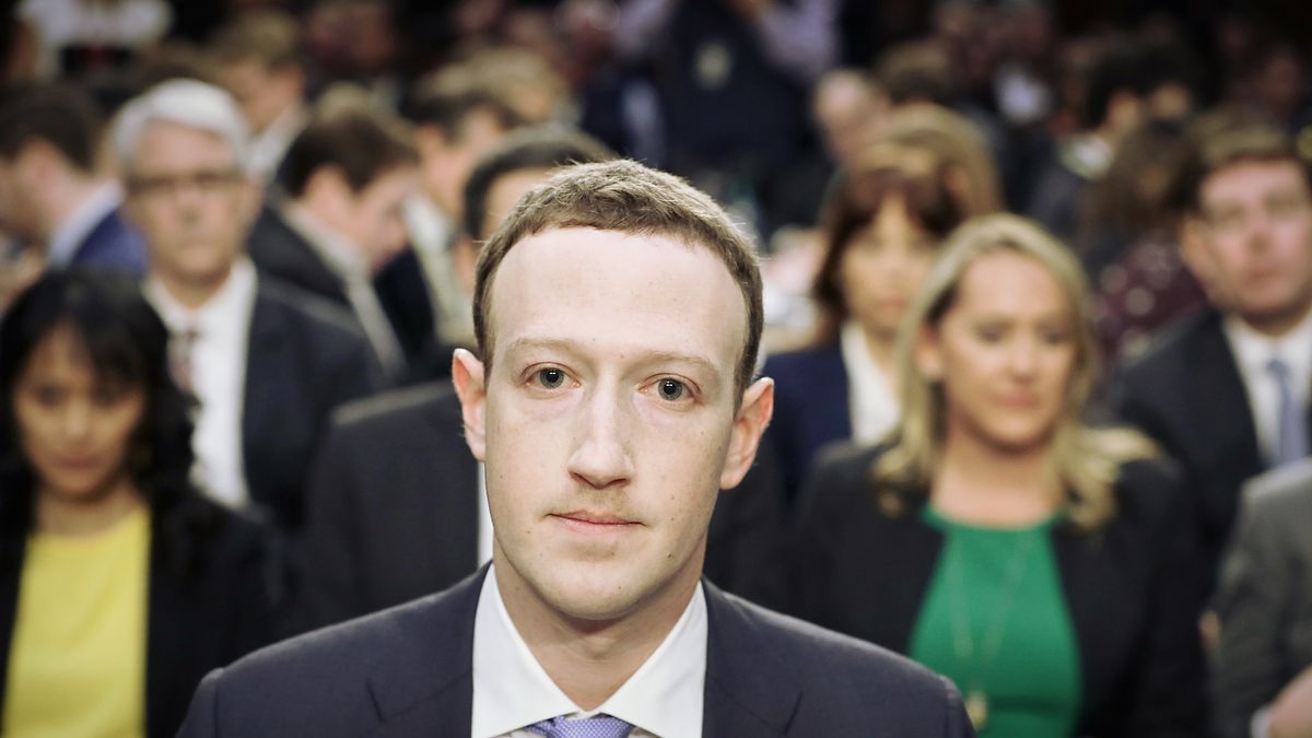 Mark Zuckerberg pod ostrzałem, nawet własnych pracowników, fot. Chip Somodevilla/Getty Images