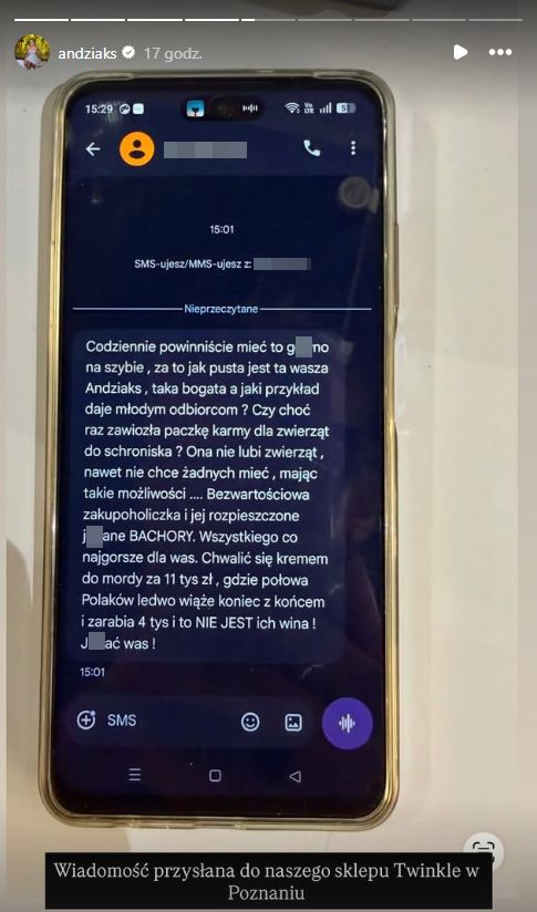 Takie wiadomości dostaje Andziaks