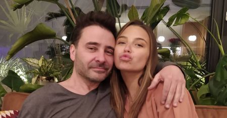 Tata Wieniawy założył konto na Instagramie. Pokazał zdjęcie z córkami