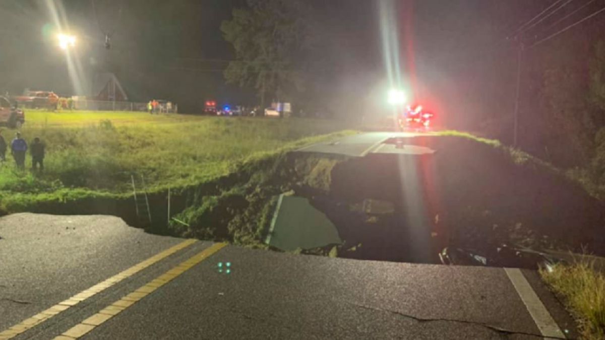 Huragan zniszczył autostradę w USA 