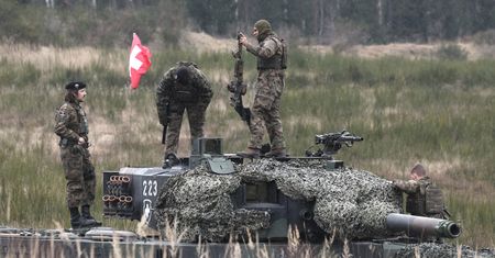 Neutralny kraj chce zwiększyć wydatki na obronę. Plan: podwyżka podatku