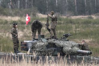 Neutralny kraj chce zwiększyć wydatki na obronę. Plan: podwyżka podatku