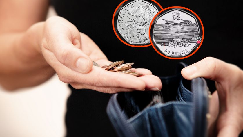Kolekcjoner pokazuje trzy wartościowe brytyjskie monety