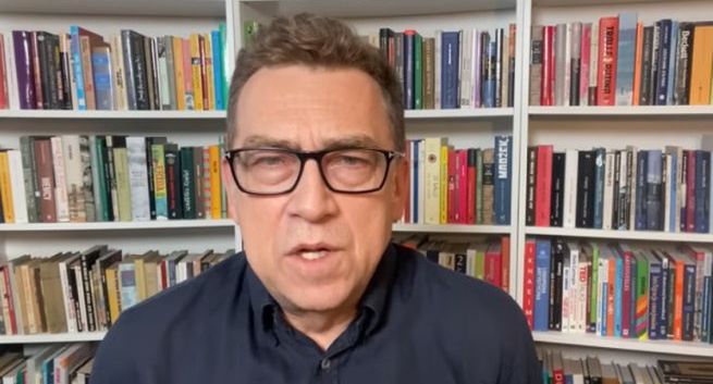 Maciej Orłoś przyznaje: „Mam zaległości, ale nie tak duże, jak piszą media. Spłacam je”