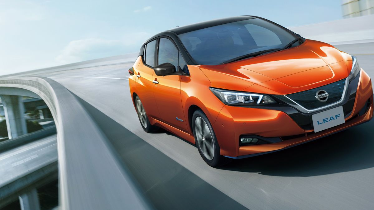 Odświeżony Nissan Leaf wyróżnia się wzbogaconym wyposażeniem.