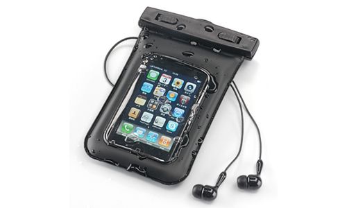 Etui dzięki któremu zrobisz zdjęcia iPhone’m w basenie 2