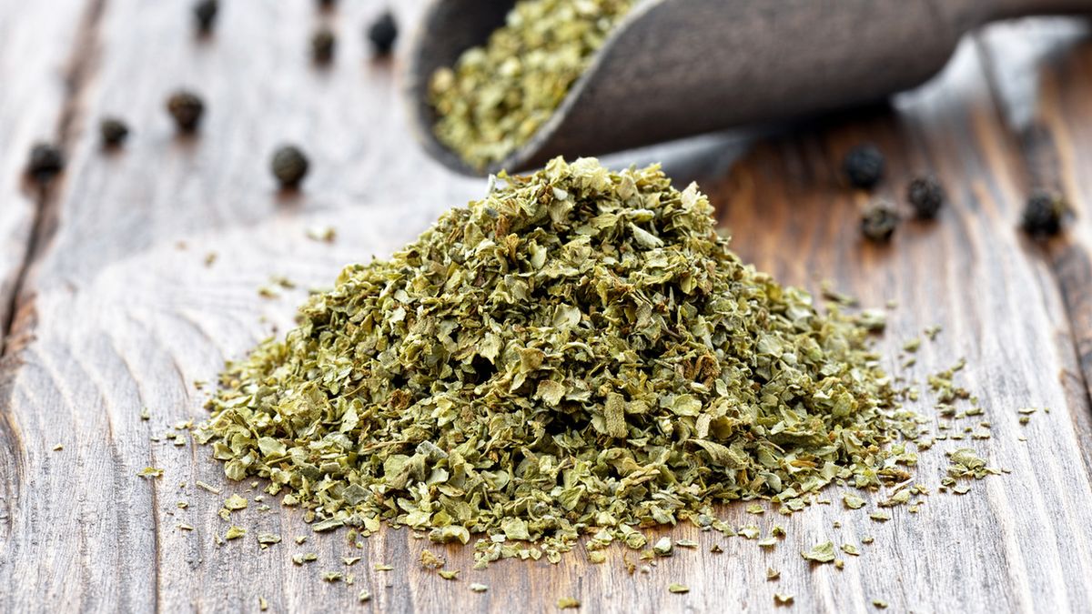 Majeranek to przyprawa i roślina lecznicza.