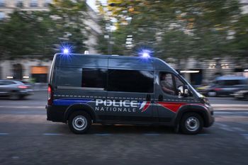 Auto miało polskie blachy. Tragedia w Paryżu. Oto narodowość kierowcy
