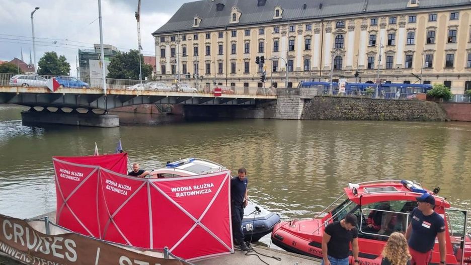 Wrocław. Ciało mężczyzny wyłowione z Odry 