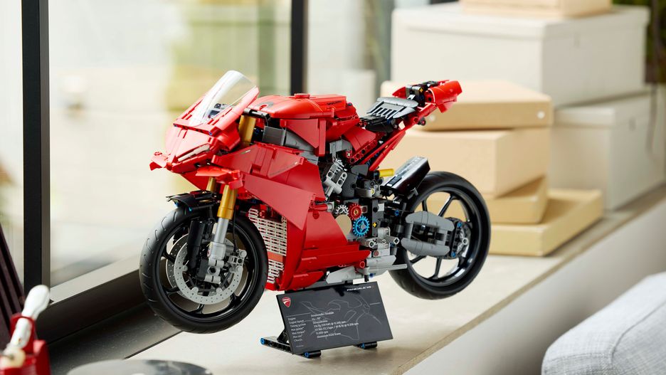 Ducati Panigale V4 S Lego