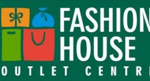 Fashion House Outlet Centre Piaseczno z reklamami i identyfikacją od Valkea Media