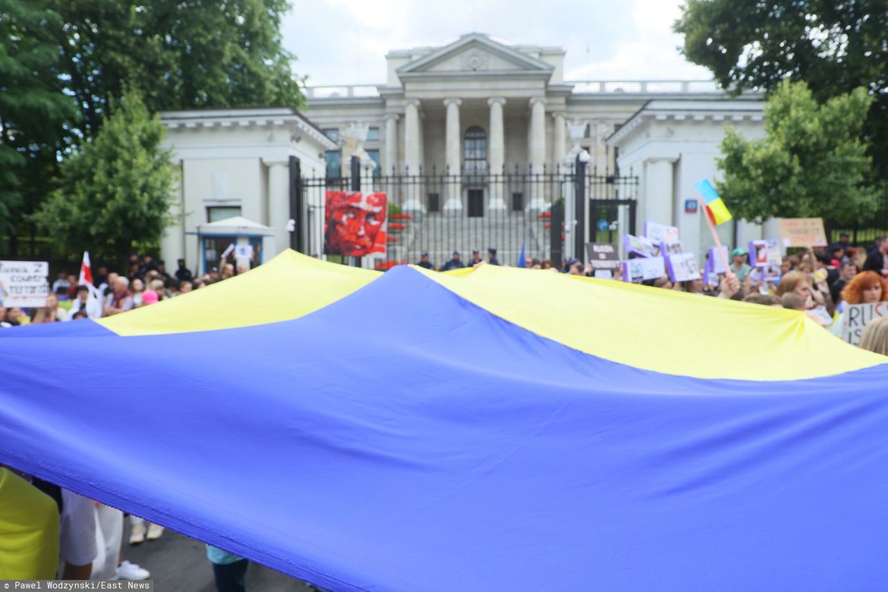 Rosjanie w Polsce. Udają Ukraińców, biznes się kręci