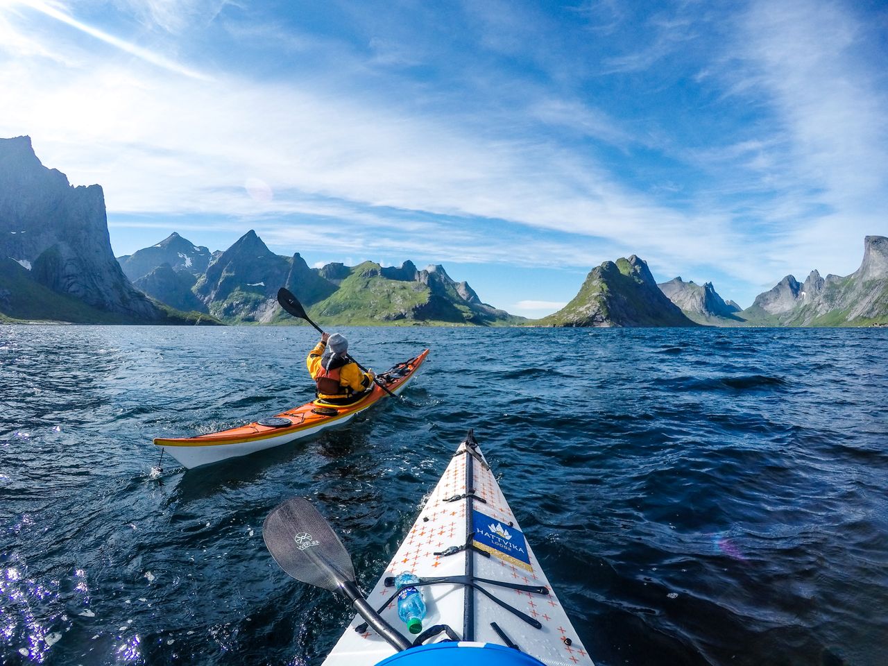 Niesamowite norweskie fiordy z perspektywy kajaka Tomasza Furmanka