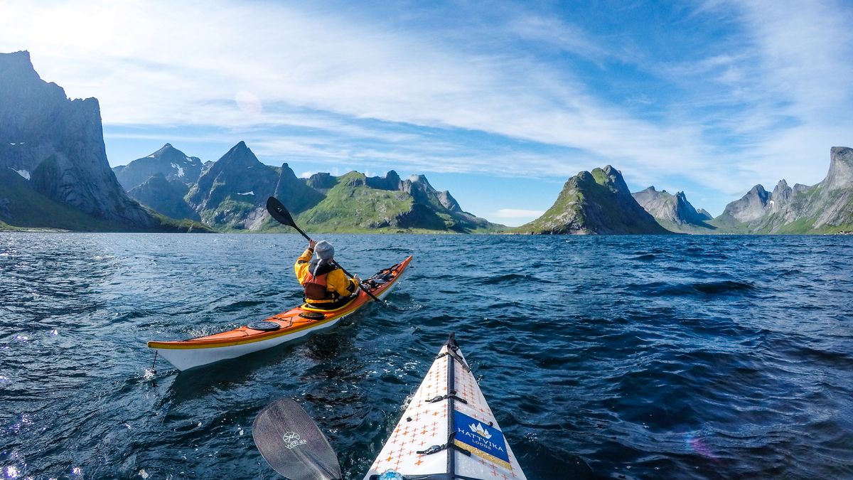 Niesamowite norweskie fiordy z perspektywy kajaka Tomasza Furmanka 1