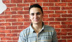 Karol Konieczny media plannerem/buyerem w BE Media