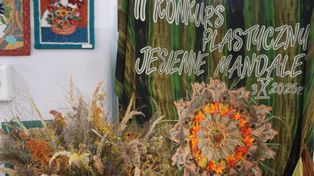 Bełchatów: Jesienny konkurs plastyczny. Wystawa w III LO im. Adama Mickiewicza