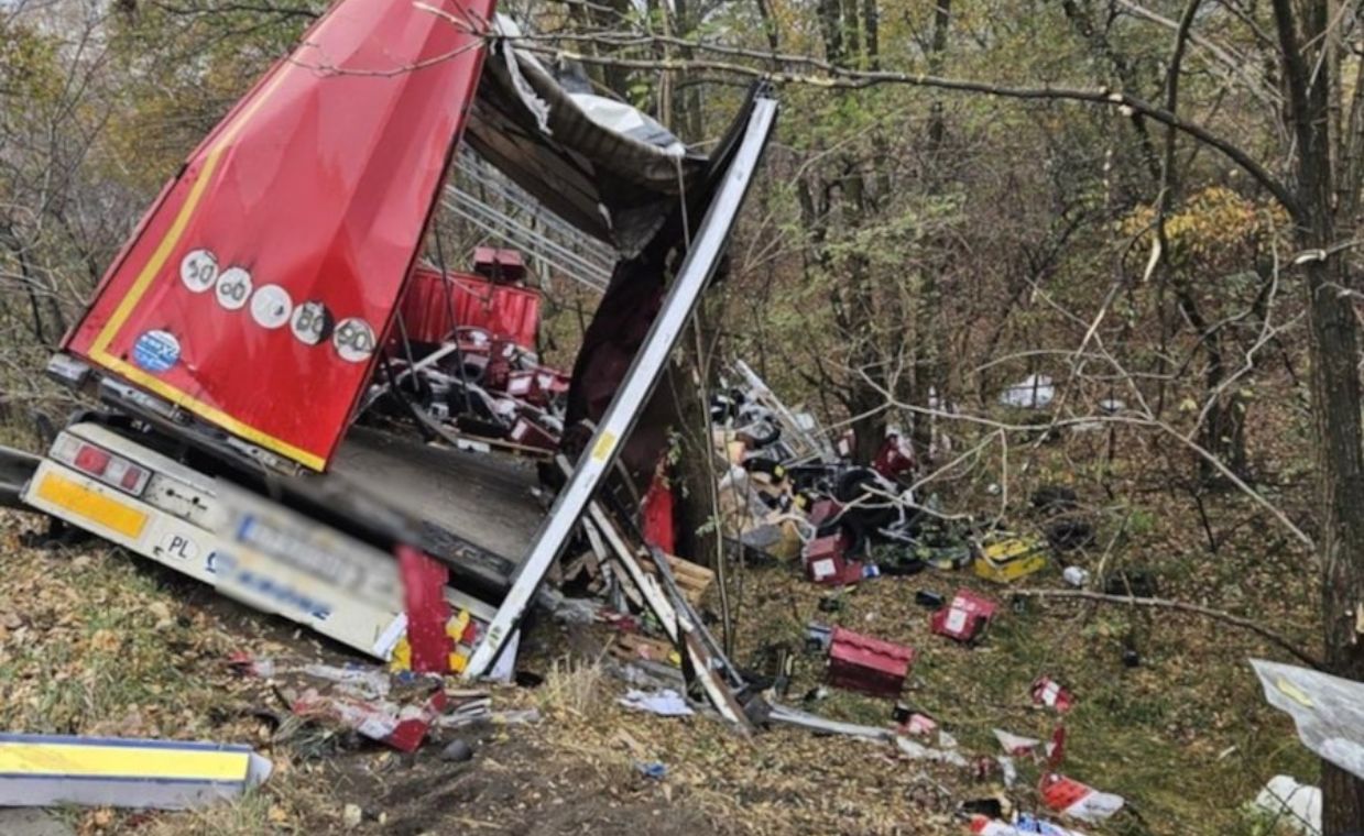 Śmiertelne potrącenia na S1. Mężczyzna miał wymieniać koło