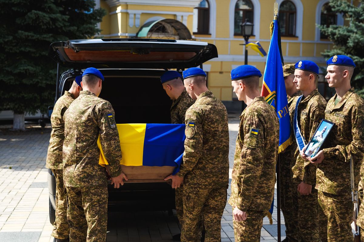 wojna w Ukrainie, rosja, ukraina, egzekucja Padł rozkaz. Rosjanie mordują ukraińskich jeńców