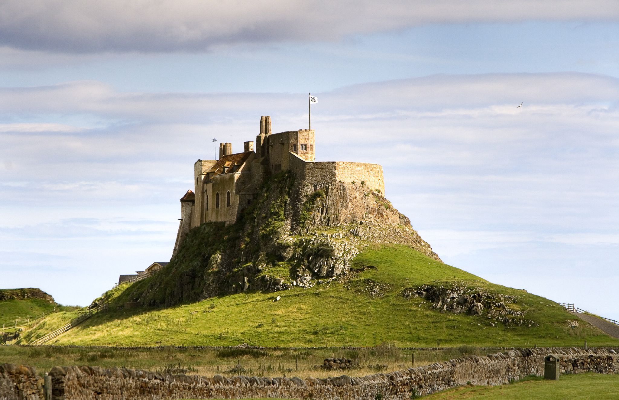 Zamek na wyspie Lindisfarne