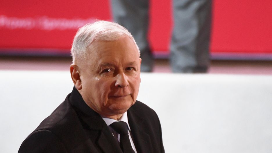 Sondaż. Złe wieści dla Jarosława Kaczyńskiego. Polacy wolą Mateusza Morawieckiego