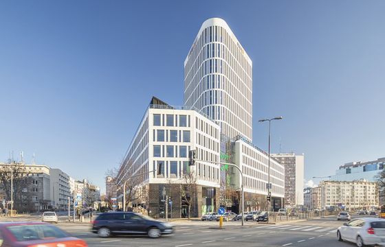 "Wszystko na miejscu" przekonuje w kampanii Plac Unii