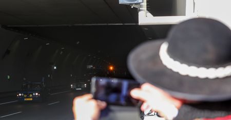 GDDKiA chwali się danymi z tunelu nowej Zakopianki. "Pękła dyszka!"