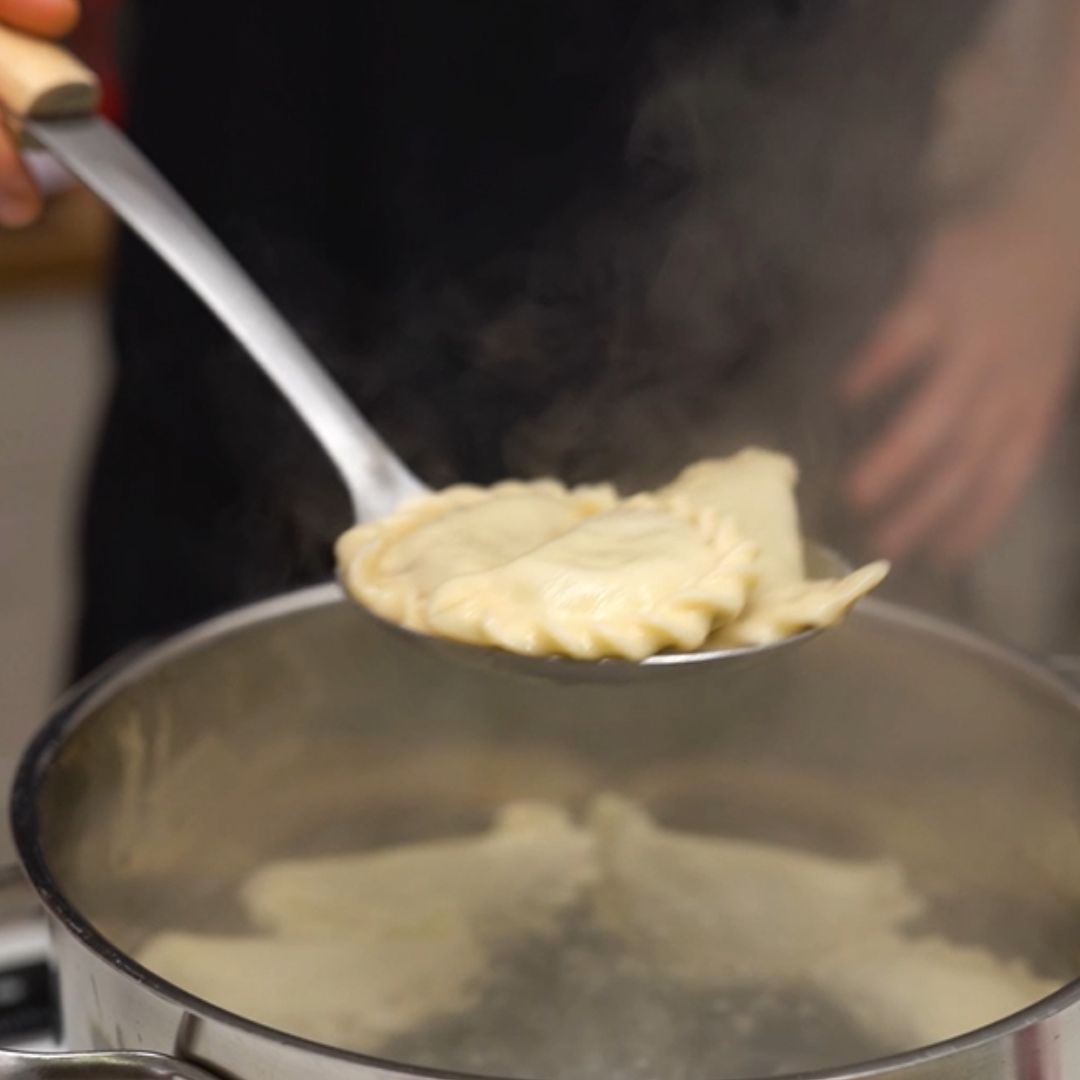 Krótkie gotowanie i pierogi są już gotowe