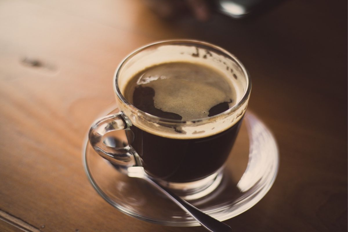 Czarna kawa i skutki jej picia
