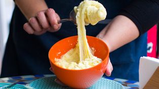 Gruzini dodają do ziemniaków. Puree jest pyszne i ma nietypową konsystencję