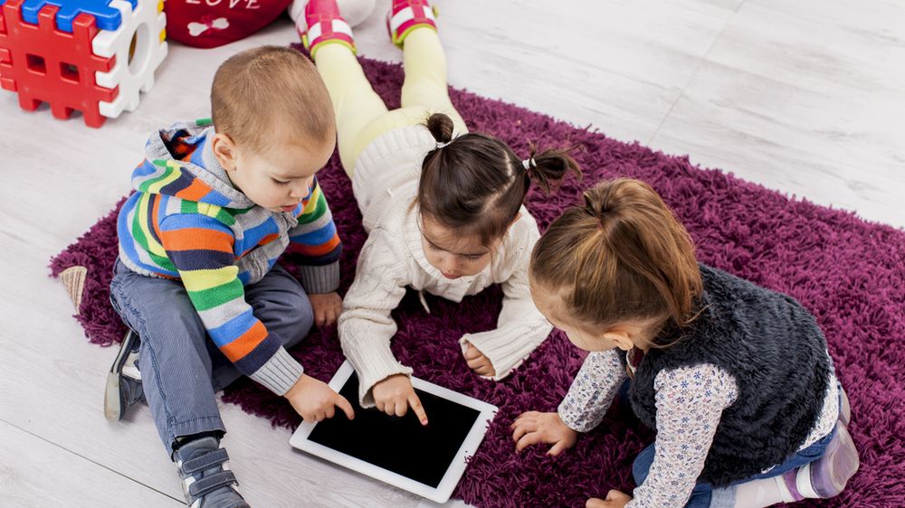 Czy smartfony i tablety są dla dzieci złe? Wyniki badań mogą Was zaskoczyć 1