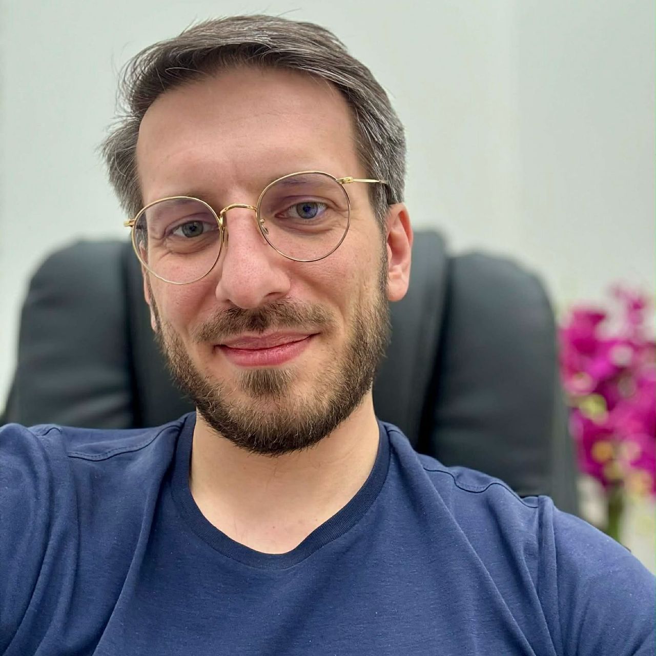 dr Adam S. Hirschfeld, neurolog z Kliniki PsychoMedic