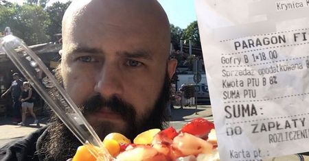 Zjadłem najdroższego gofra w Krynicy. Bita śmietana i owoce z puszki