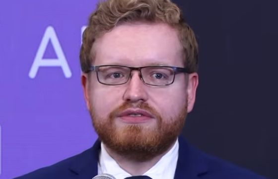 Facebook powinien zmaleć z powodu oszustw reklamowych? Wiceminister apeluje o pełne dane