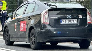 Warszawa: Pościg na Woli za kierującym przewozem osób. Kierowca pijany, wiózł pasażerów