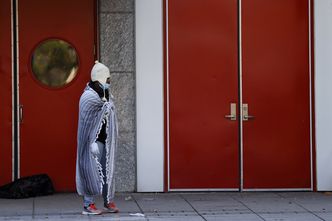 W Teksasie zamarzły wiatraki, stan nie ma prądu. Zima paraliżuje USA