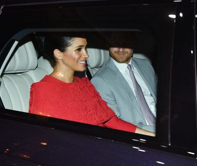 Harry i Meghan ostatecznie odchodzą. Ekspert: "Ukradli monarchię"