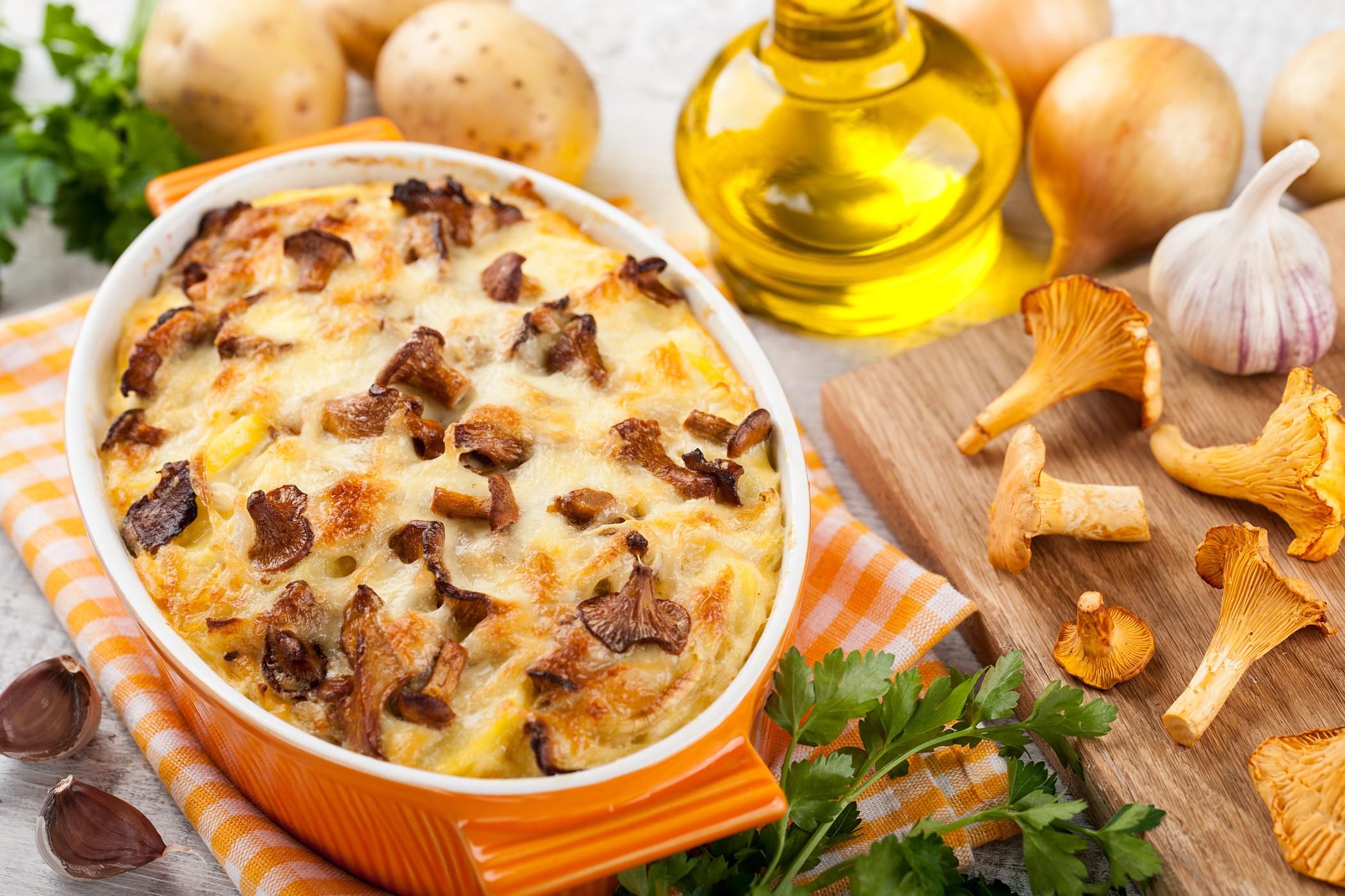 Zapiekanka ziemniaczana z grzybami