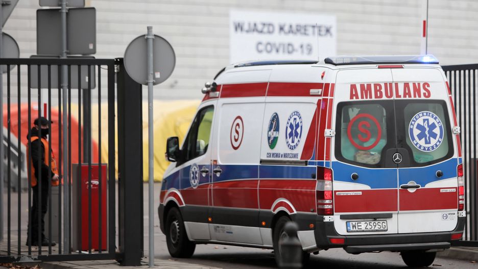 Koronawirus w Polsce. Nie będzie gdzie się leczyć. Mieszkańcy Kowar są przerażeni