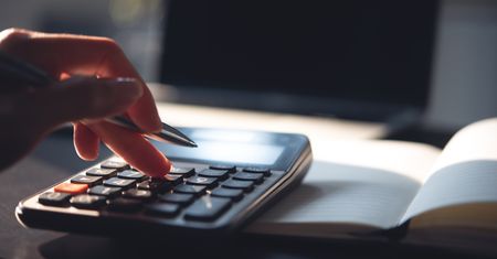 Księgowość spółek – jak rozwijać firmę bez potykania się o formalności?