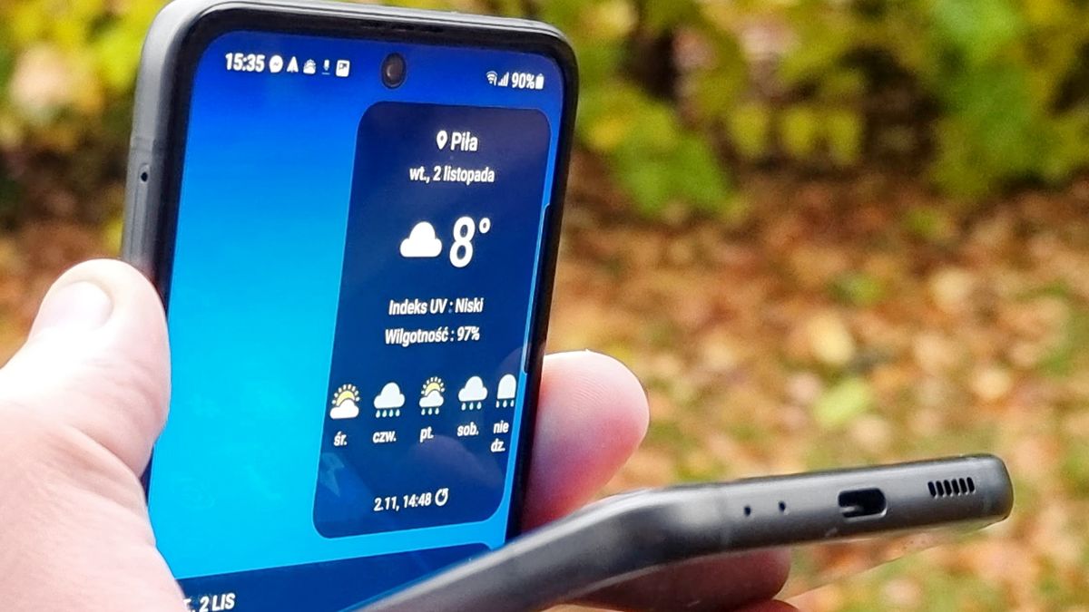 Samsung Galaxy Z Flip 4 przyłapany na zdjęciach. Jedna zmiana ucieszy użytkowników 1