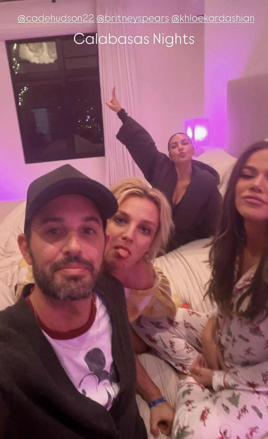 Britney Spears imprezuje z Kardashiankami