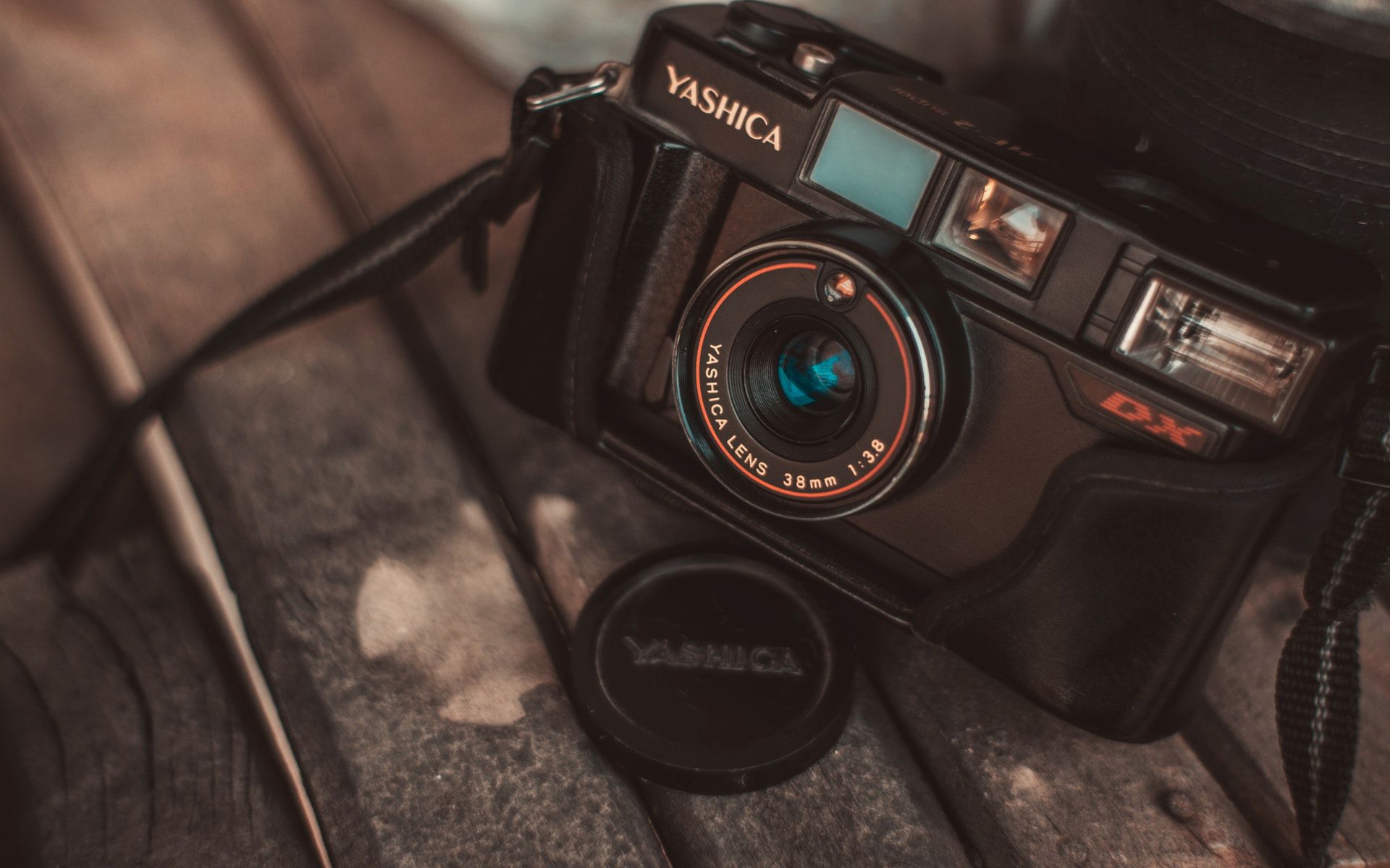 Yashica wyda 3 nowe aparaty i 2 filmy. Czy zapowiada się kolejna klęska? 1