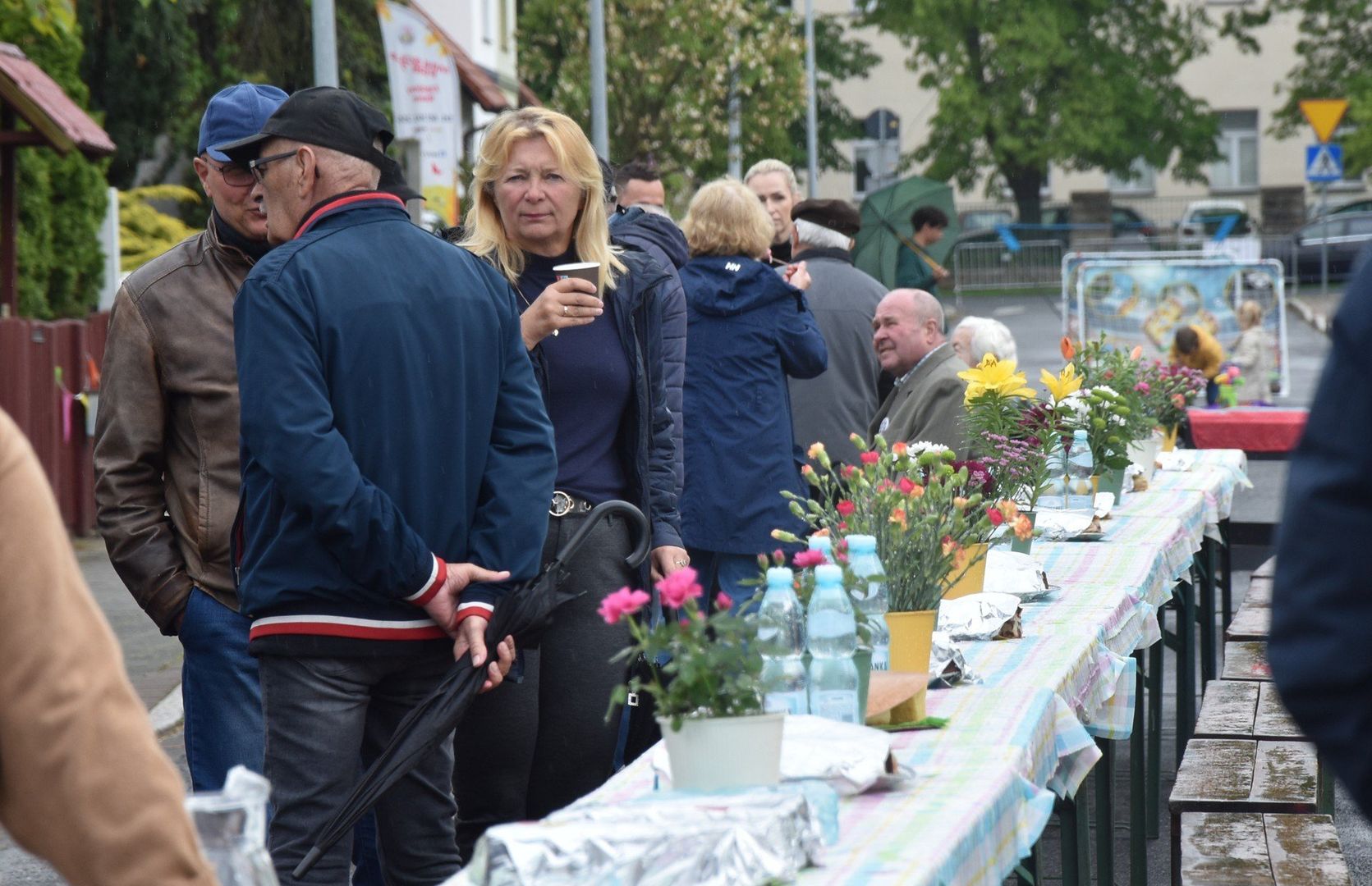 Mała ulica, wielkie serca. To były już ósme imieniny ulicy 10 Maja w Głogowie. Zdjęcia