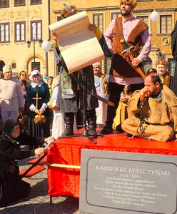 Warszawa. Dni Ateizmu. Robert Biedroń straci głowę w publicznej egzekucji