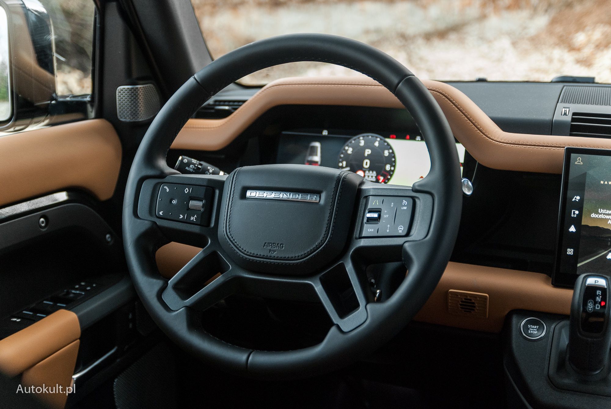 Land Rover Defender 130