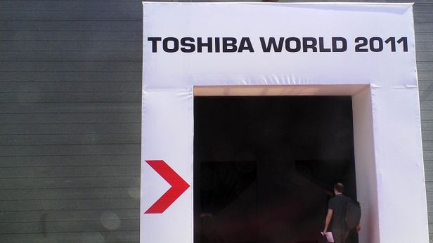 Toshiba World 2011 - odpowiadam na pytania i oceniam 1