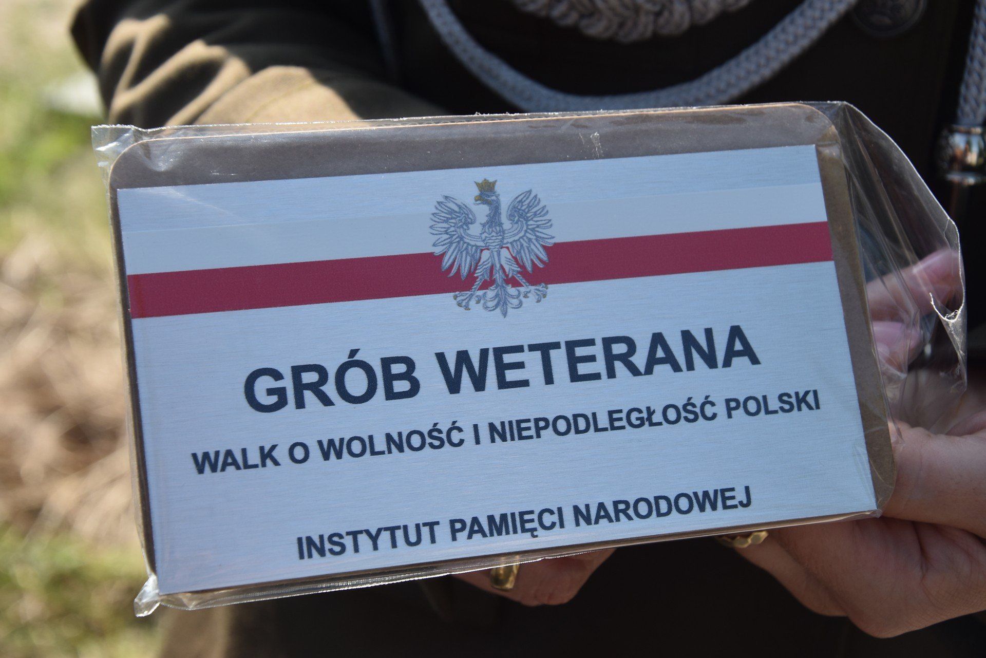 Uhonorowanie Tadeusza Gumińskiego. Uroczystość na legnickim cmentarzu