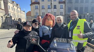 Konin: Motocykliści rozpoczęli sezon. Przejazd i topienie Marzanny